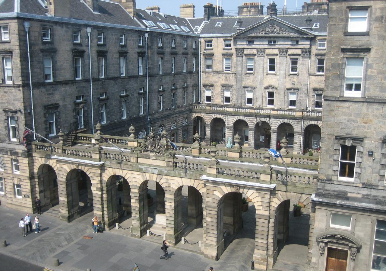Parliament Sq Apartment Edinburgh Exterior photo